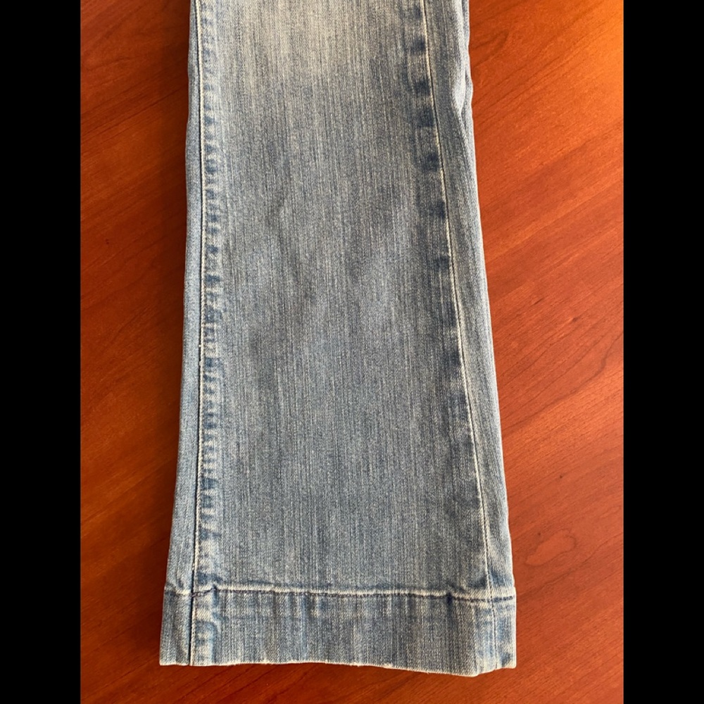 Guess Jeans. Excellent Condition. - Picture 5 of 5